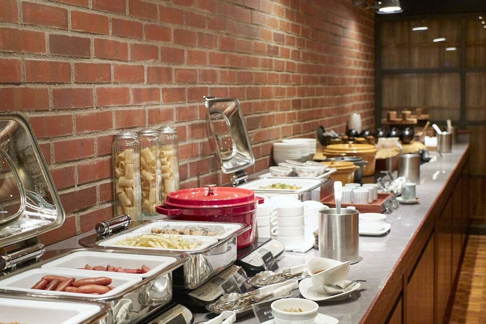 Фото Shibuya Tokyu Rei Hotel