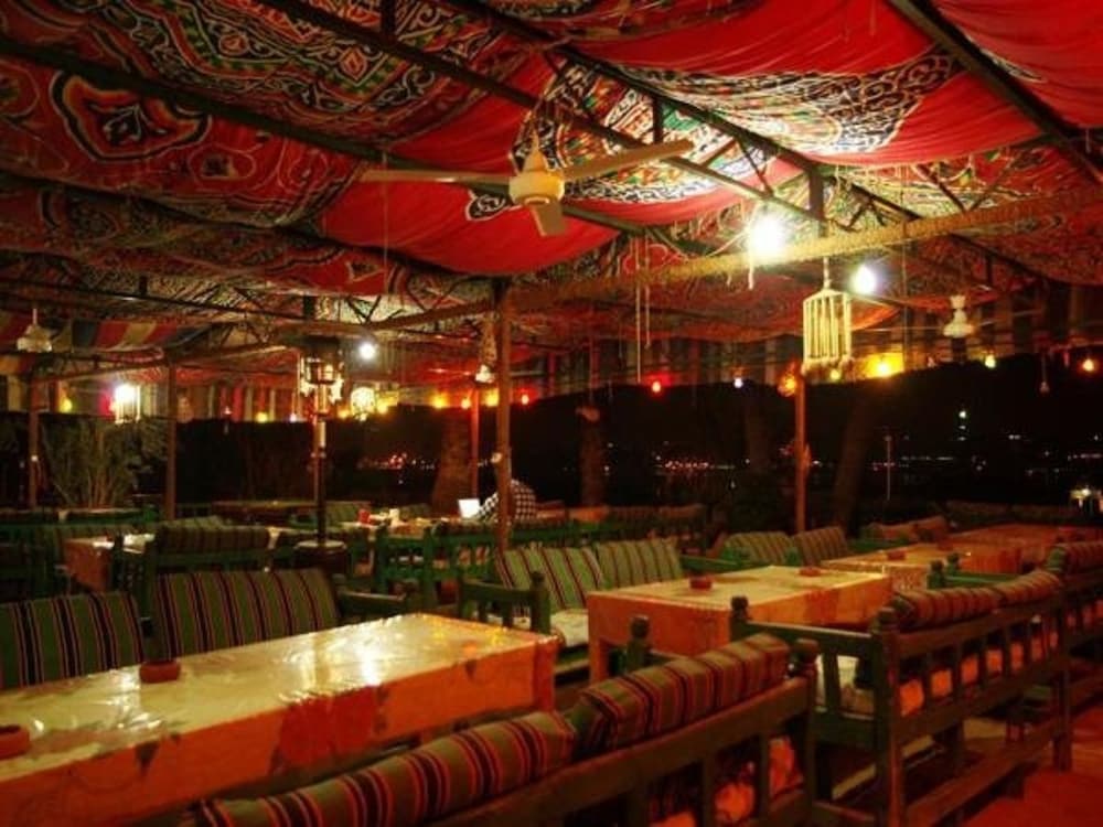 Фото Al Baeirat Hotel