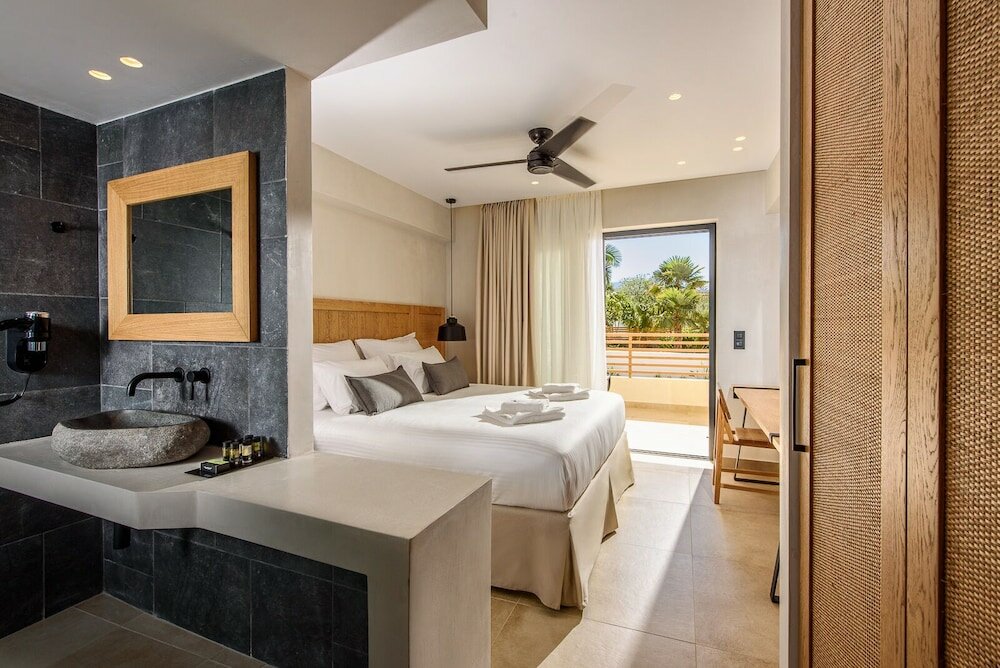 Фото AneSea Hotel