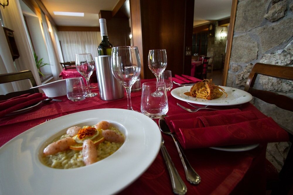 Фото Hotel Corona