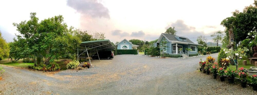 Фото Little Cottage