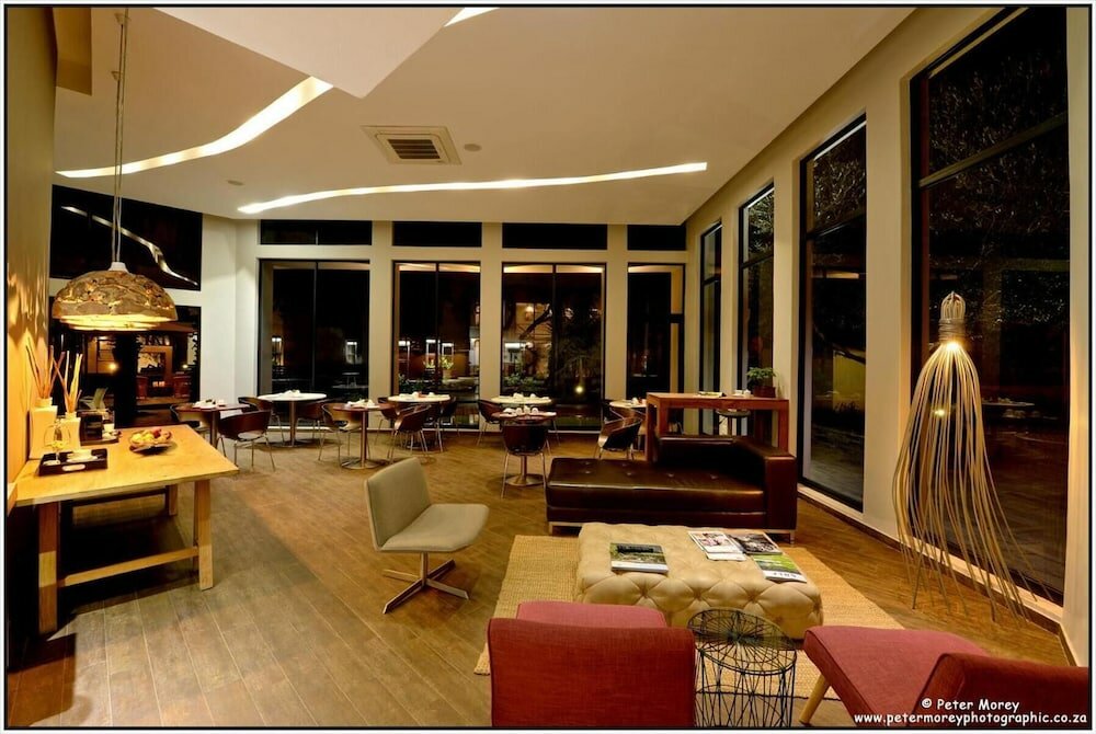 Фото The Lakes Boutique Lodge