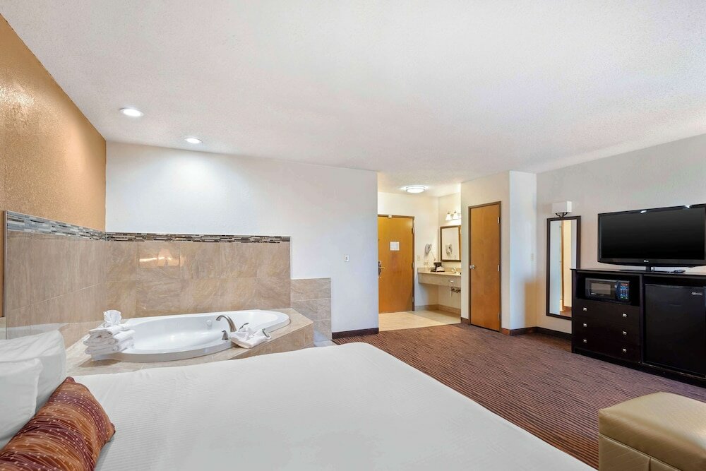 Фото Best Western Des Plaines Inn