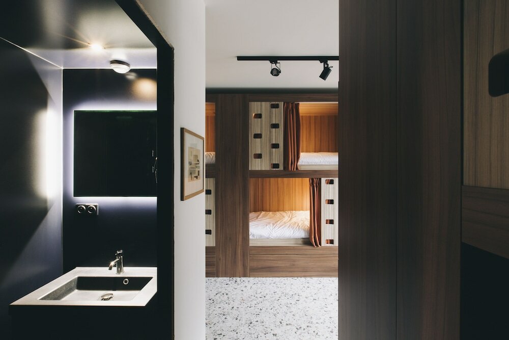 Фото Yust Antwerp