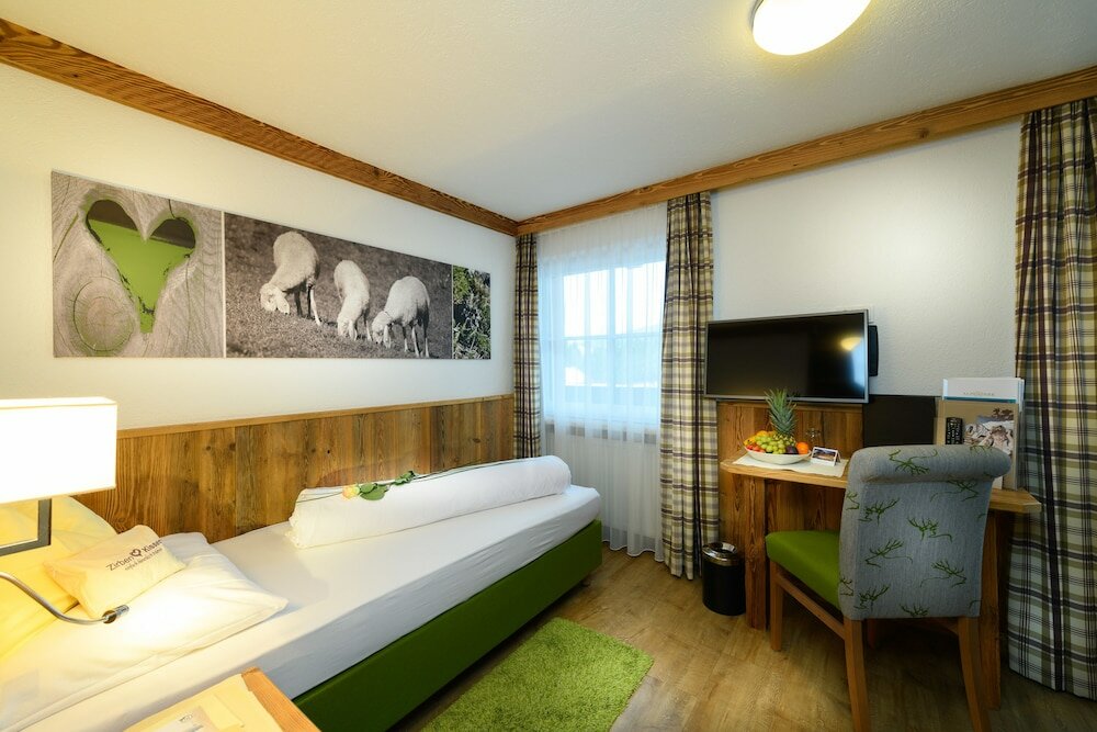 Фото Alpenpark Resort