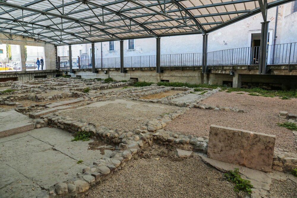 Фото Le Finestre Sul Borgo Rooms