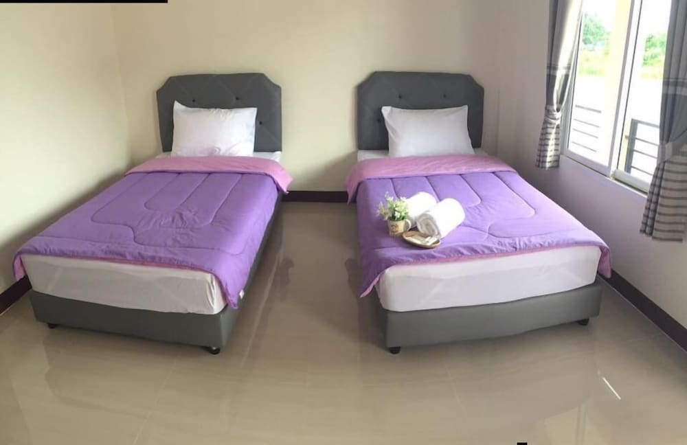 Фото ThanaVill Resort