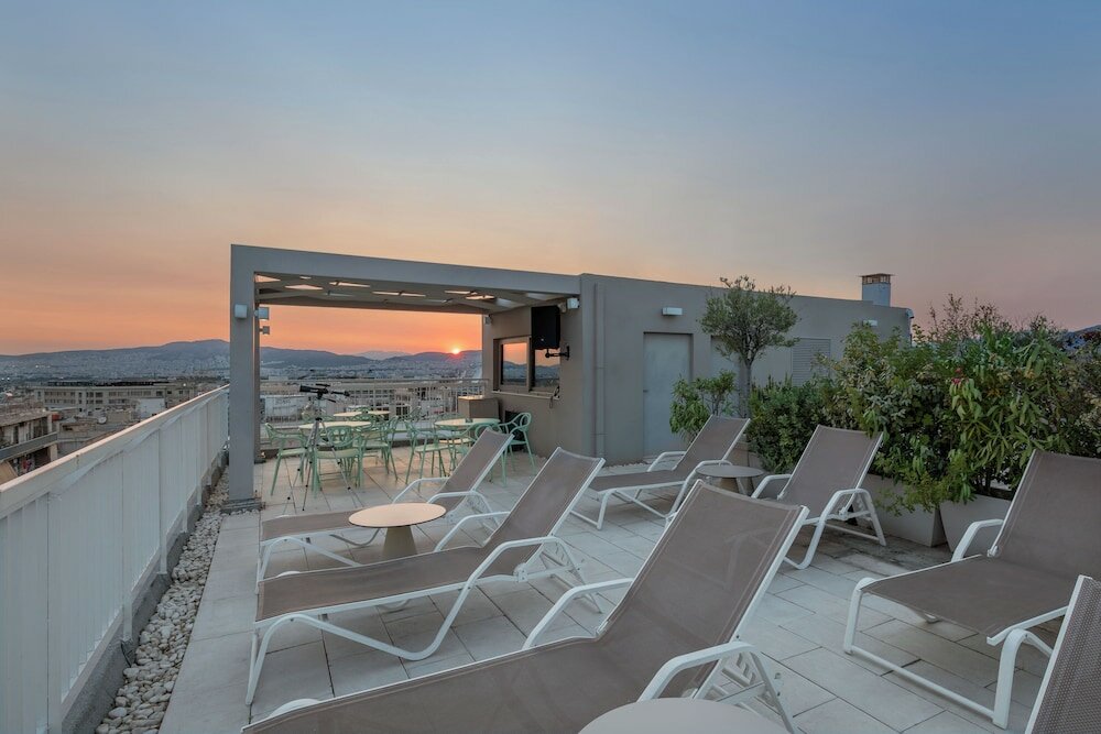 Фото Casual Kubic Athens Hotel