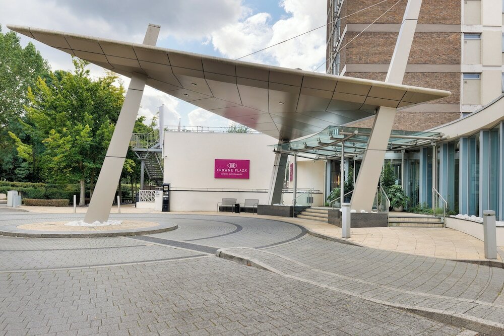 Фото Crowne Plaza London - Gatwick Airport
