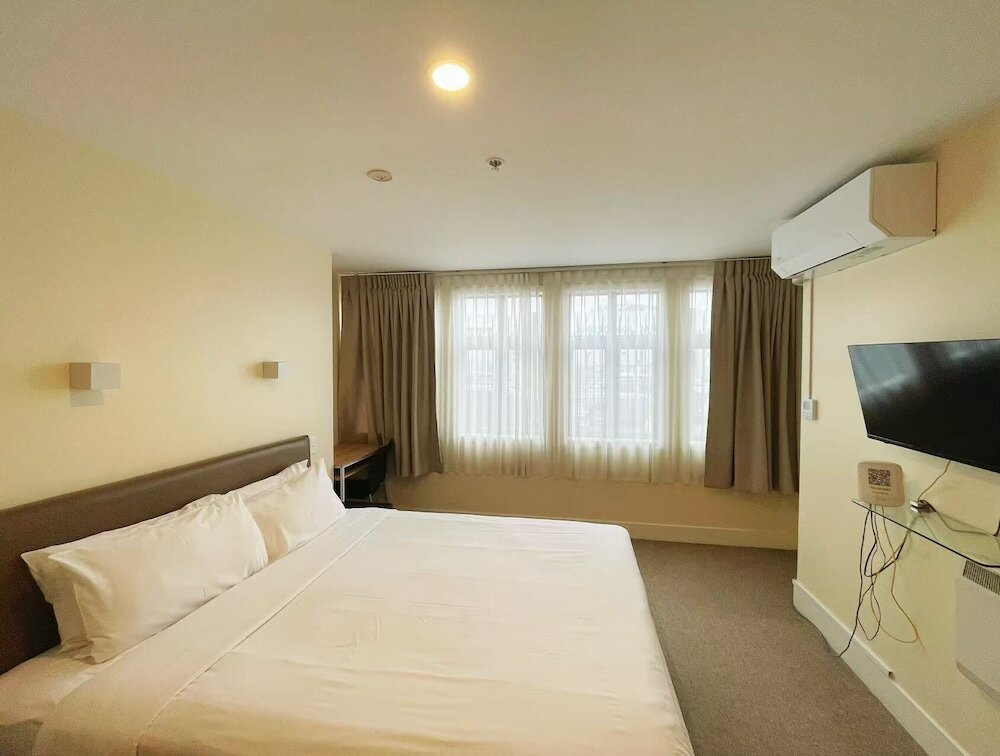 Фото Grand Central Serviced Apartments