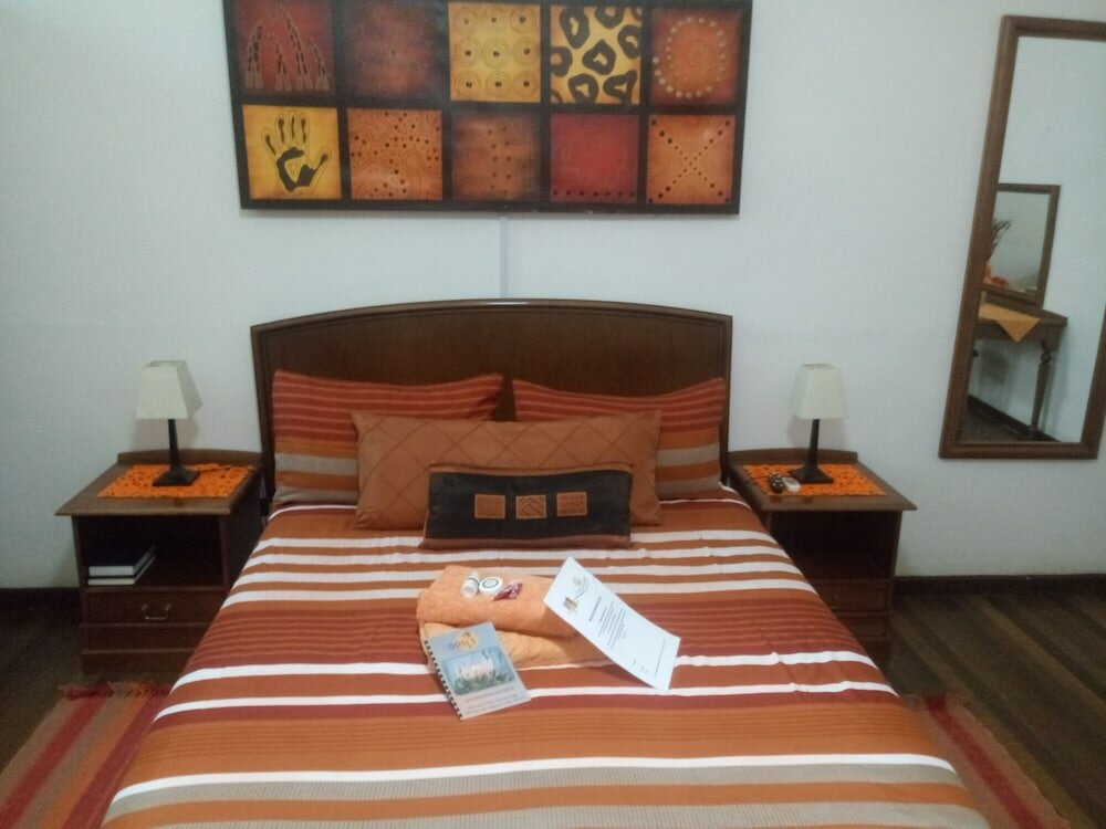 Фото Oasis Country Lodge