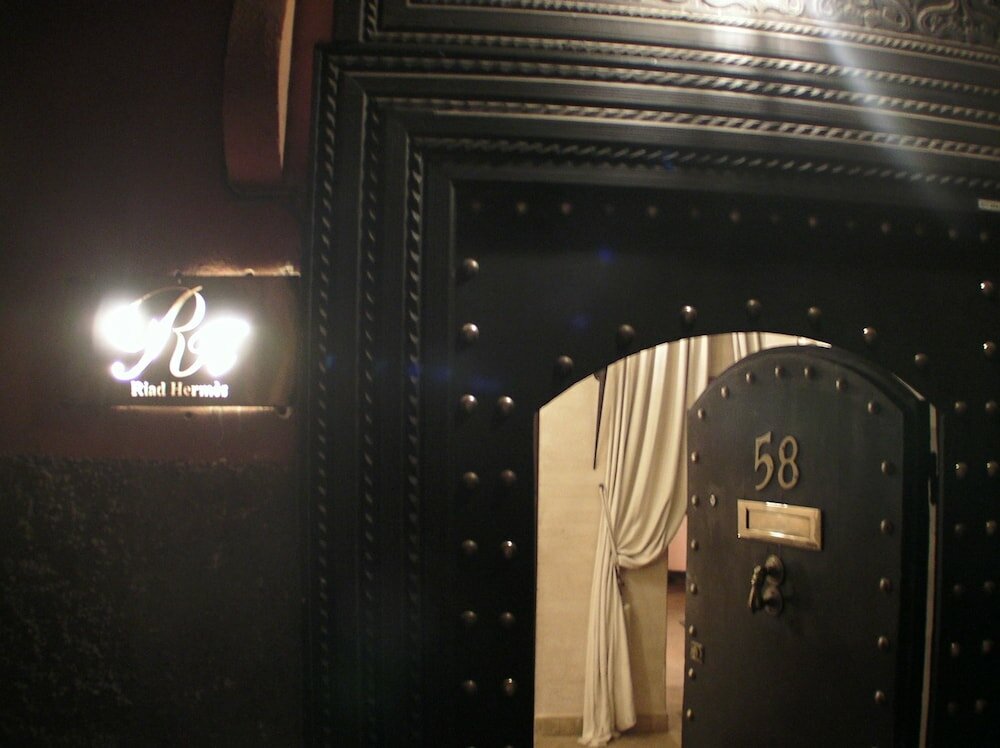 Фото Riad Hermes