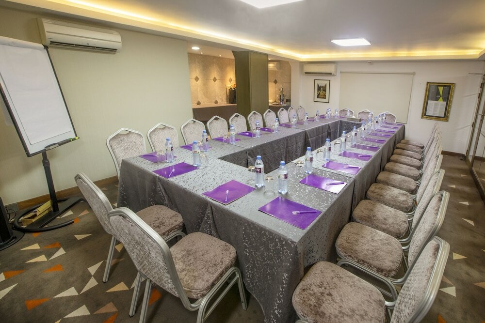 Фото Отель The Way Dhaka