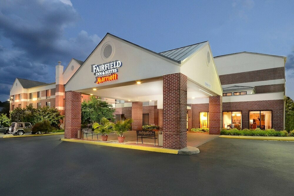 Hotel Fairfield Inn & Suites by Marriott Charlottesville North, Commonwealth of Virginia, photo