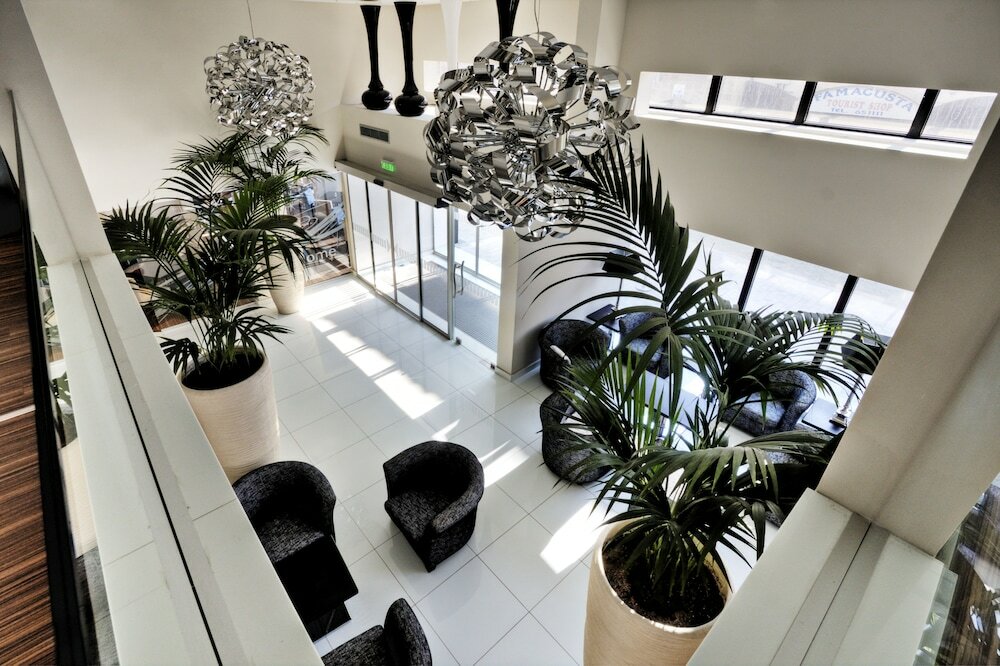 Фото Livadhiotis City Hotel