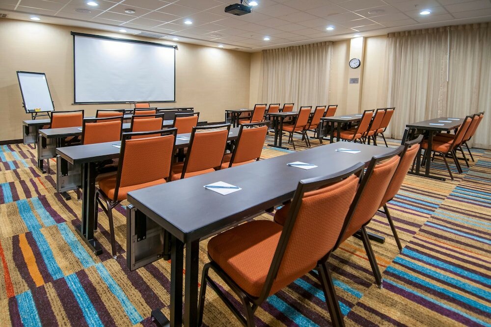 Фото Fairfield Inn & Suites Dallas Plano North