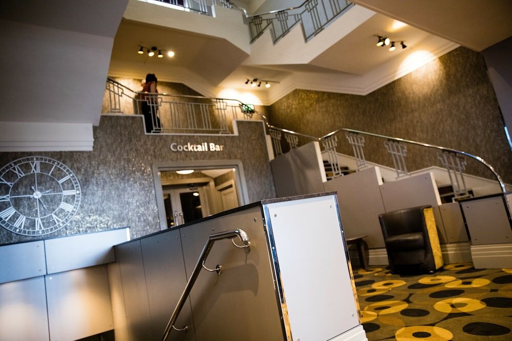 Фото The Cliffs Hotel Blackpool