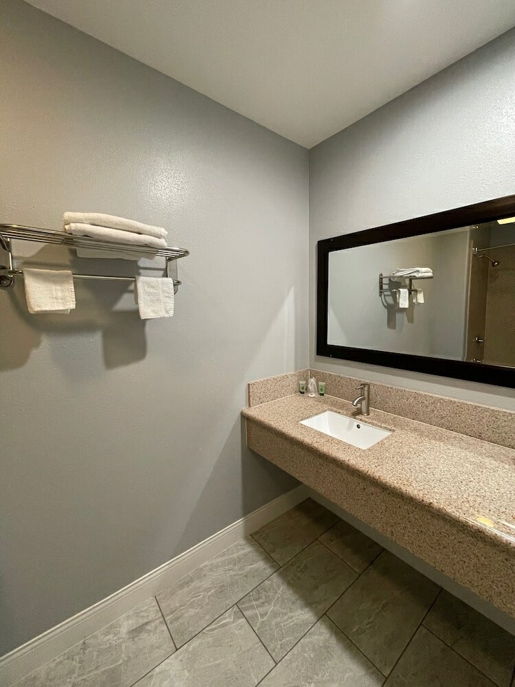 Фото 3rd Avenue Inn