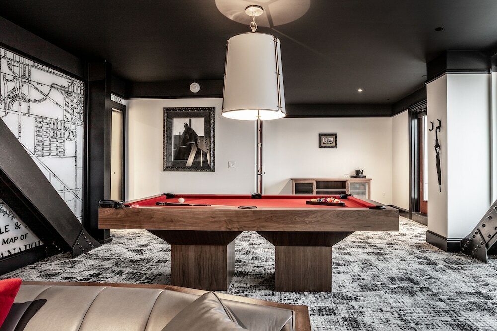 Фото Bottleworks Hotel