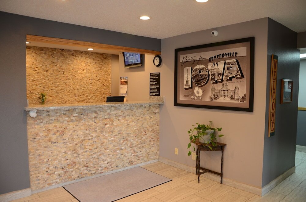 Фото Super 8 by Wyndham Centerville