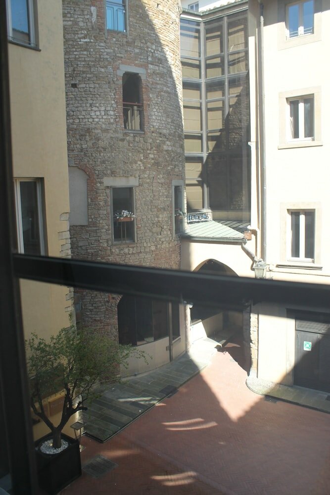 Фото Donati Luxury Tower Suites