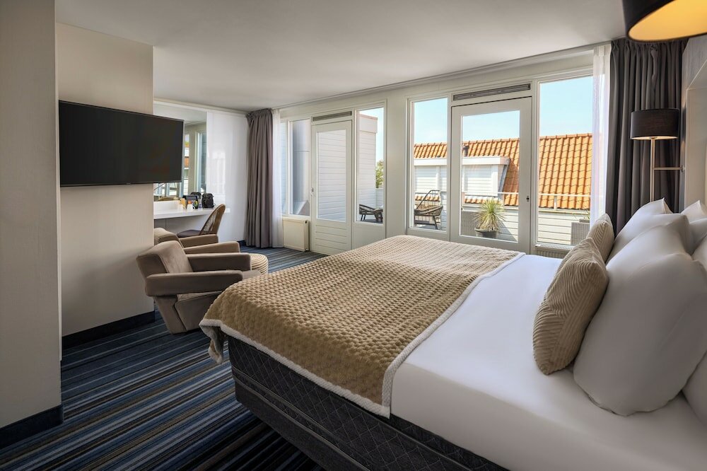 Фото Westcord Hotel De Wadden