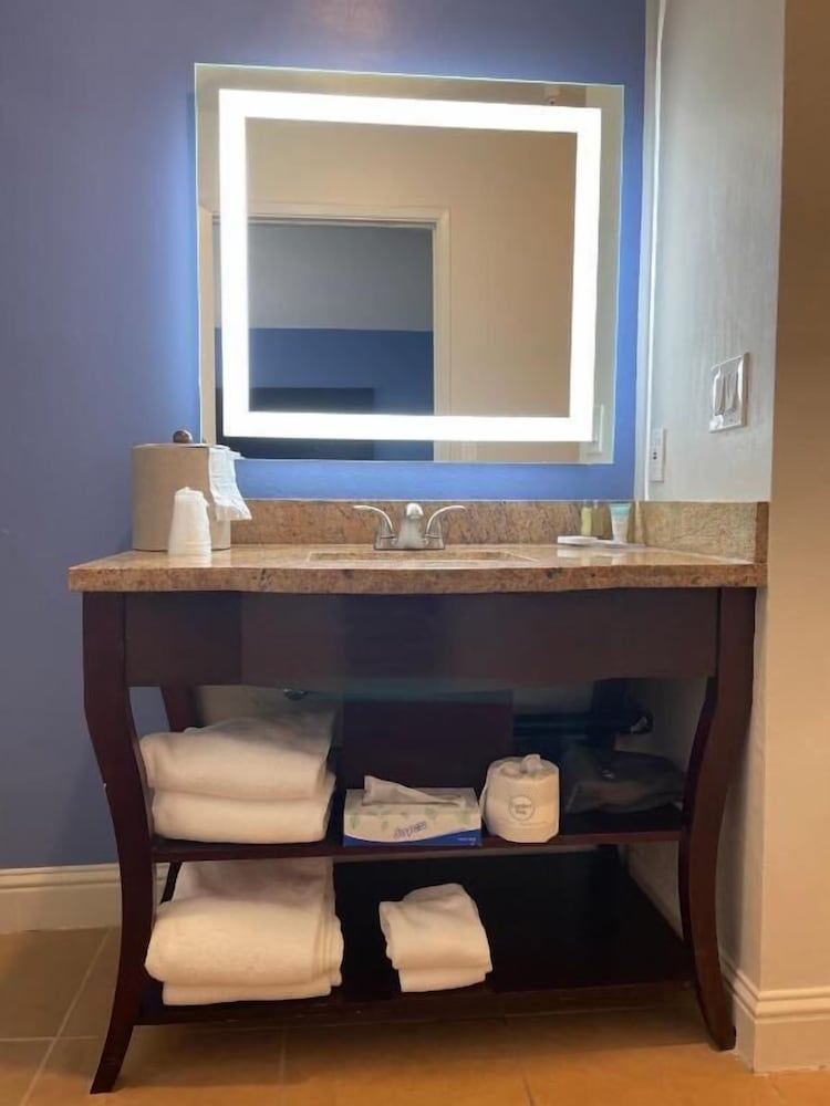 Фото Hotel Solares