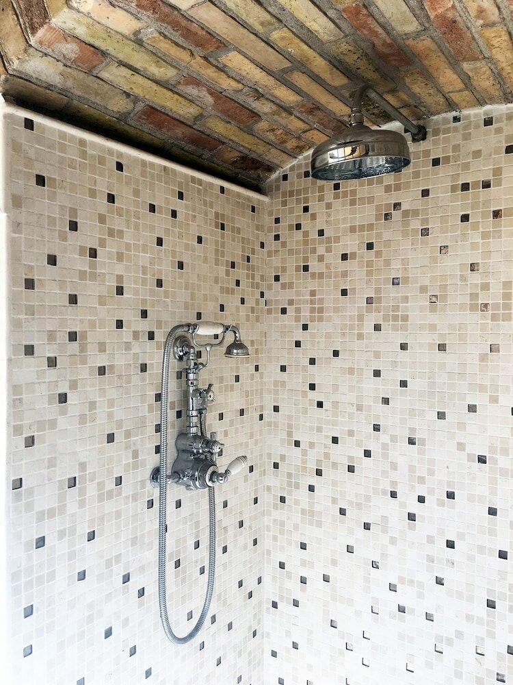 Фото Giuturna Boutique Hotel