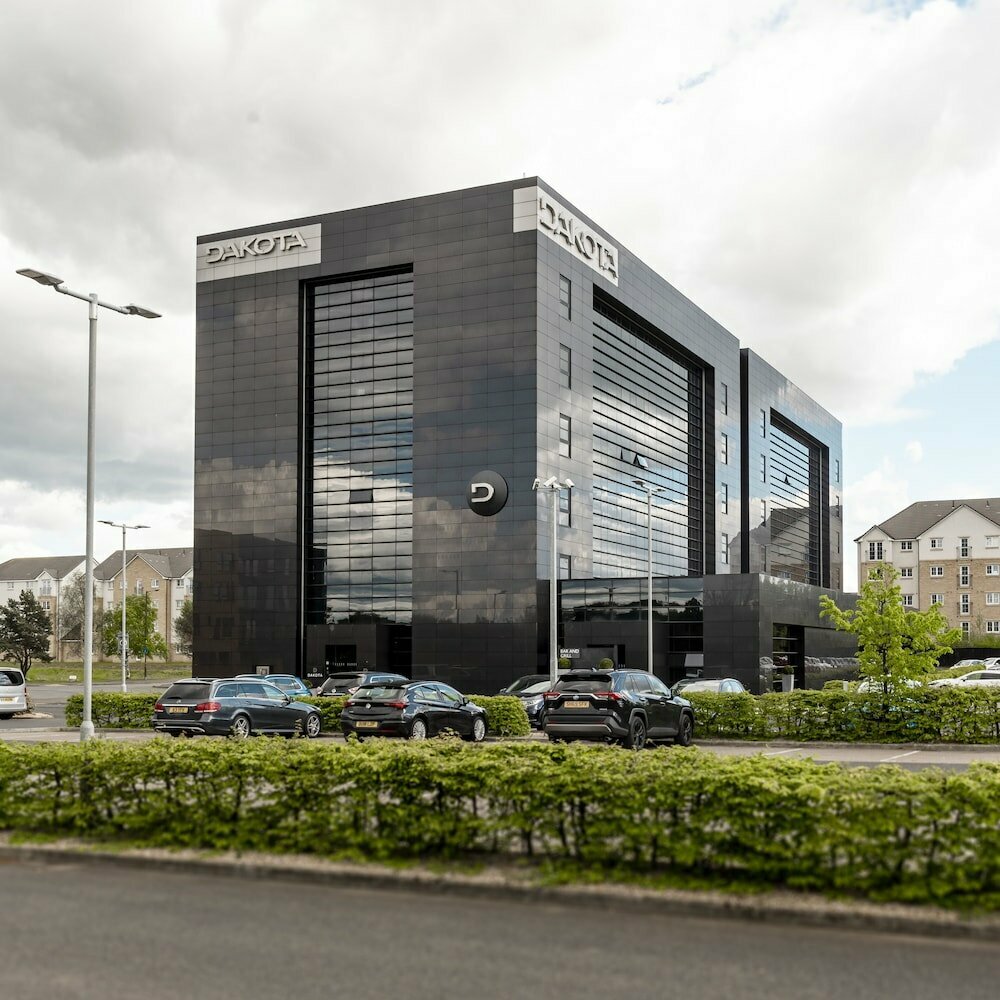 Hotel Dakota Forth Bridge, City of Edinburgh, photo