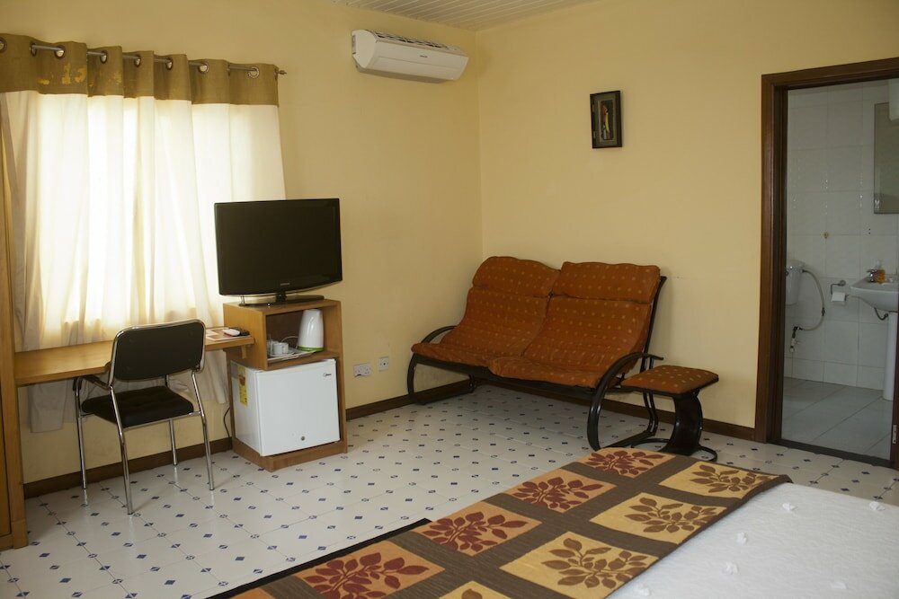 Фото Quest Lodge