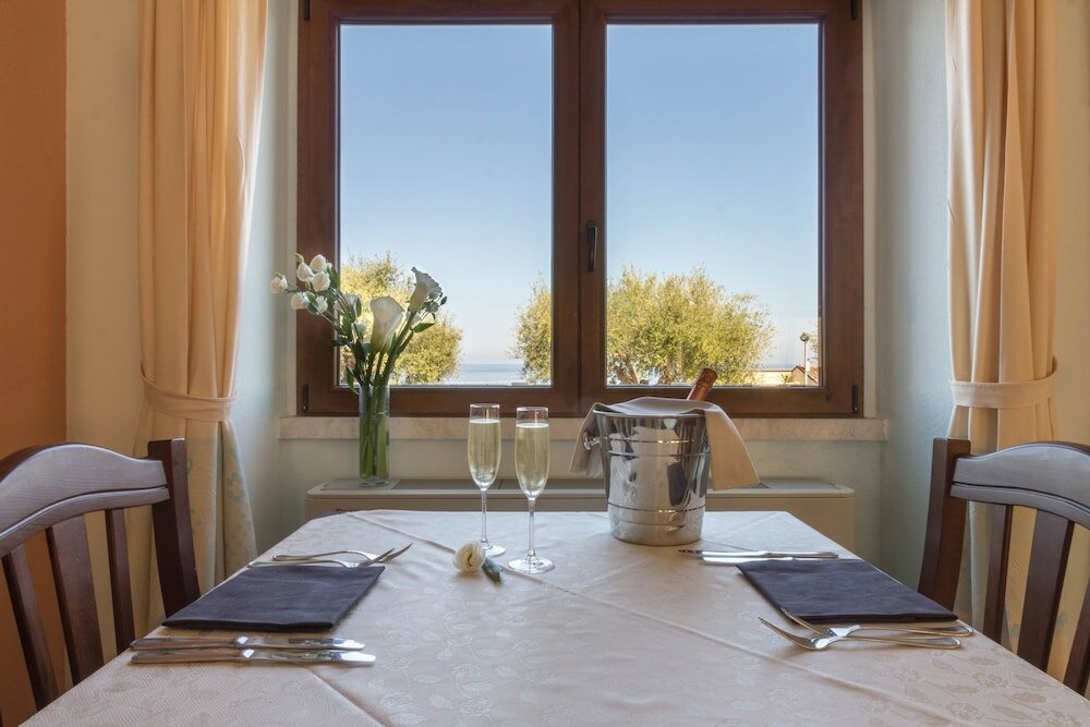 Фото Hotel Brancamaria