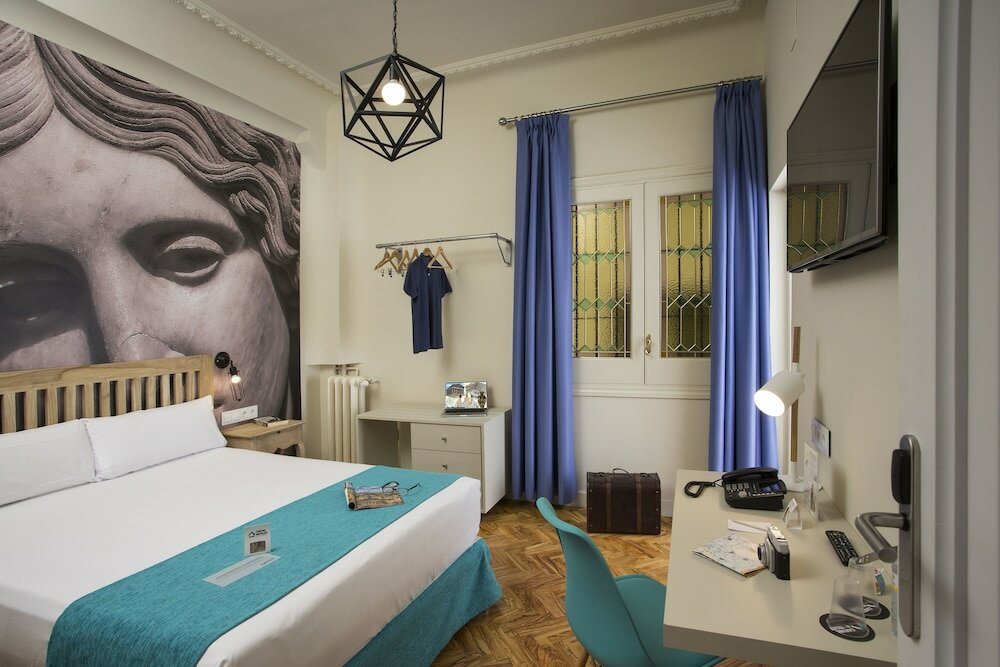 Фото Casual Madrid del Teatro