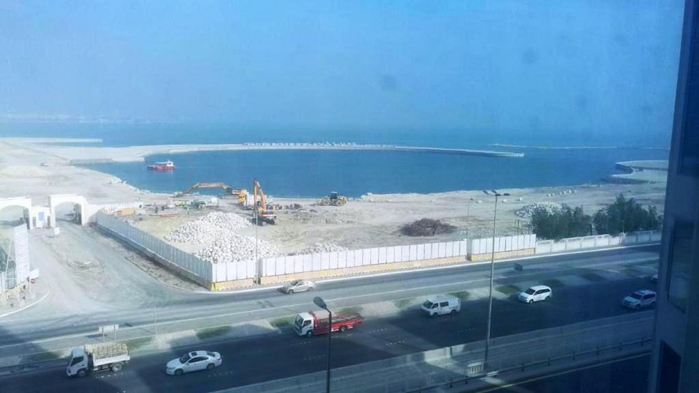 Фото Phoenicia Tower Hotel