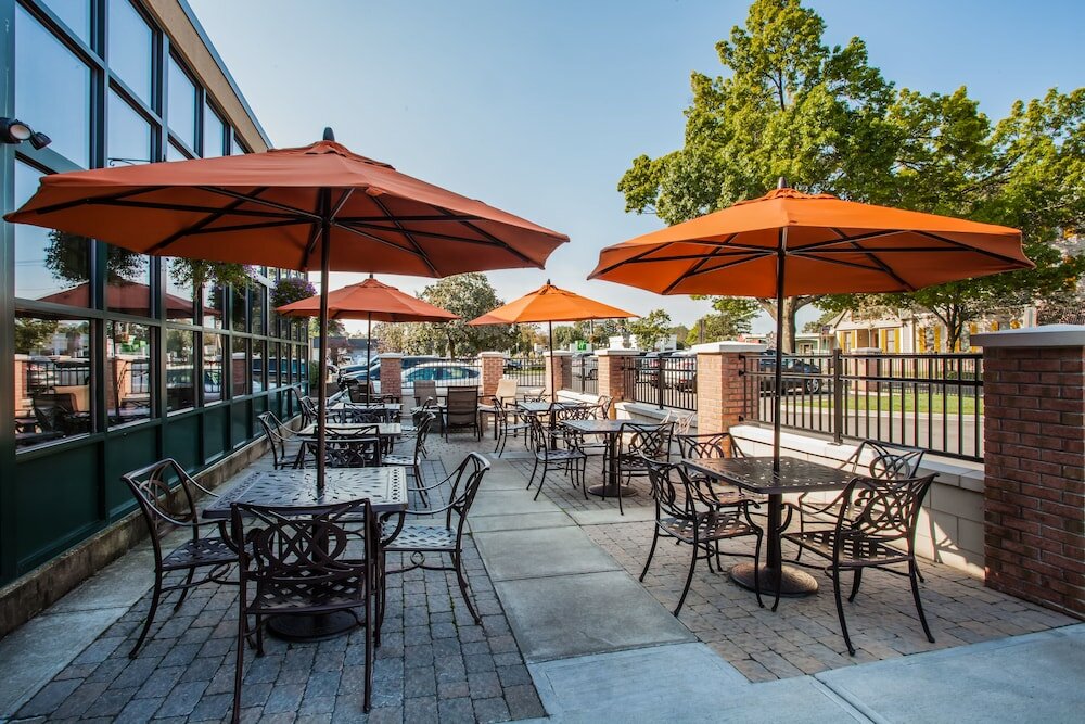 Фото Holiday Inn Saratoga Springs, an Ihg Hotel