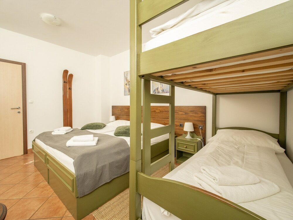 Фото Apartment House Berghi