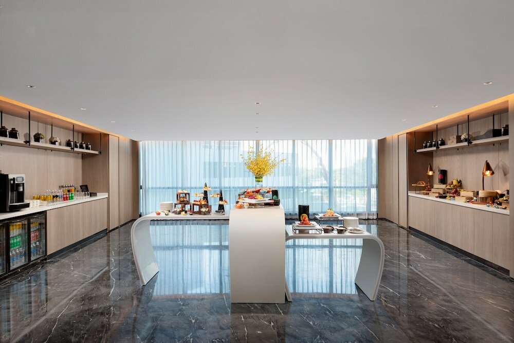 Фото HUALUXE Shanghai Changfeng Park by IHG