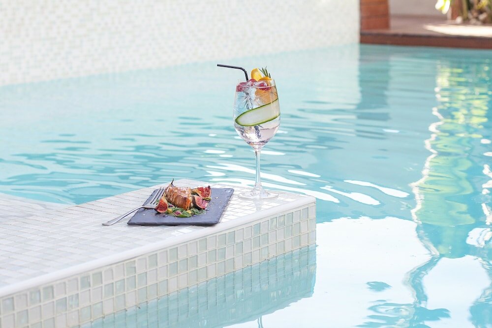 Фото Bliss Boutique Hotel