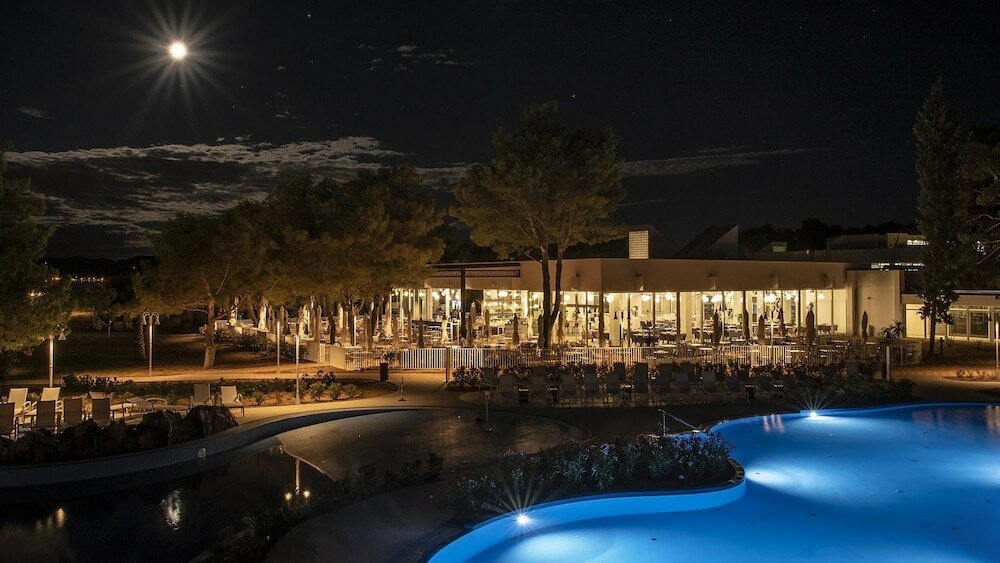 Фото 209944586057