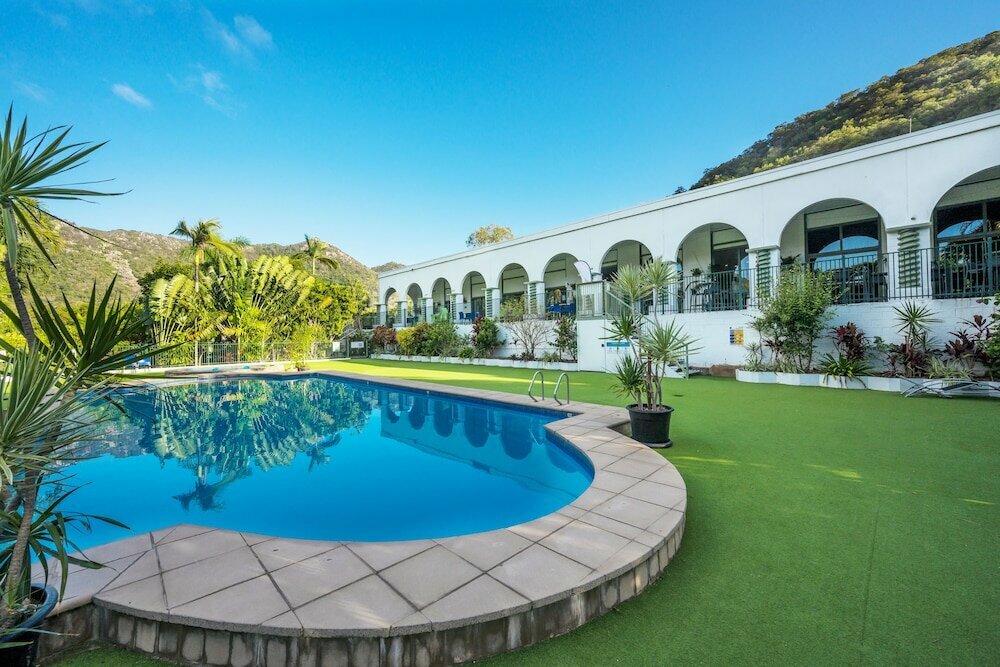 Hotel Amaroo on Mandalay, Queensland, photo