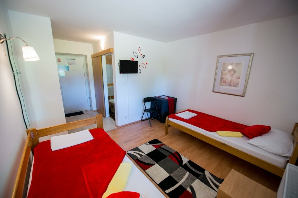 Фото Hotel & Hostel Zagreb