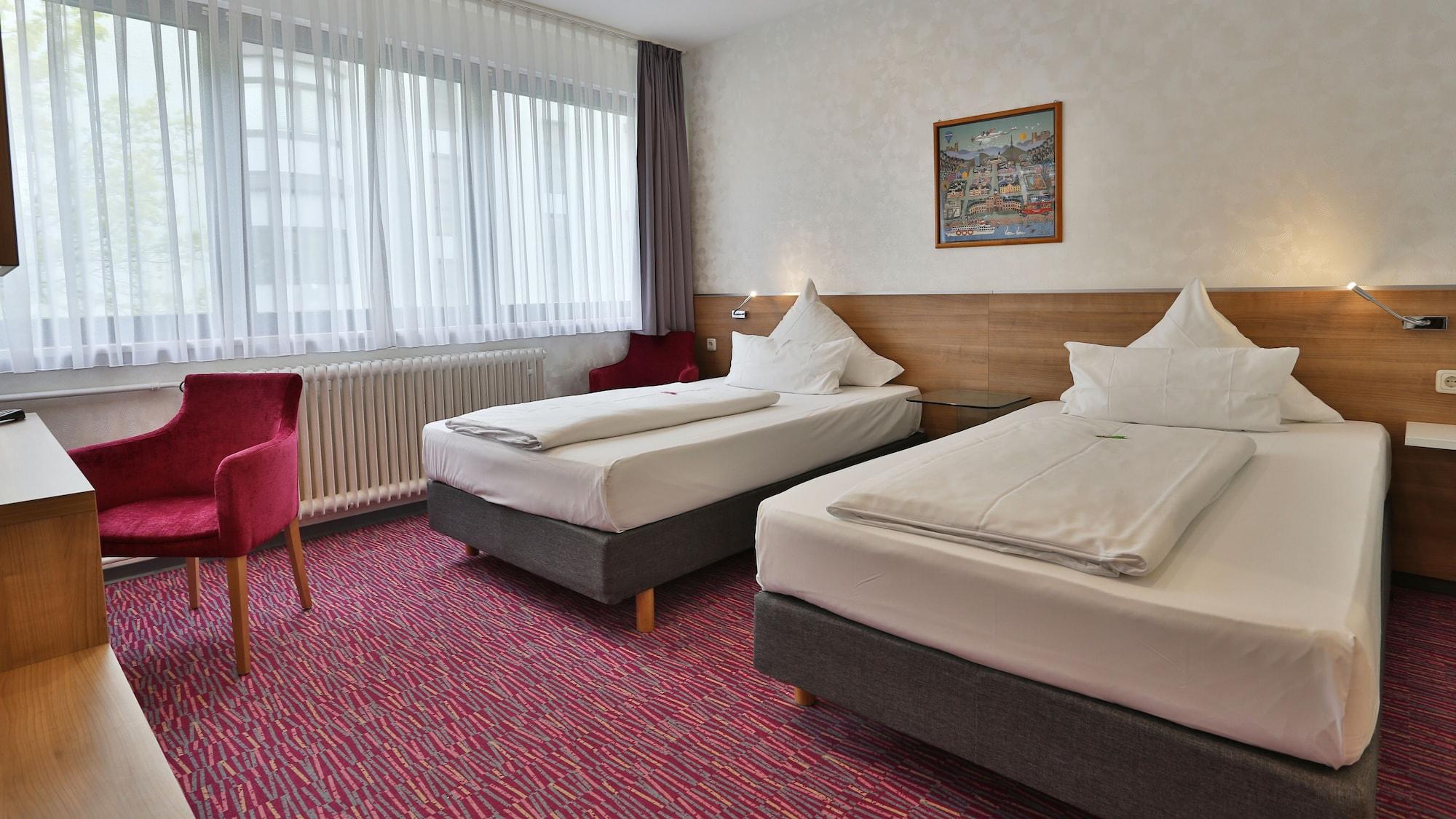 Фото отеля 3