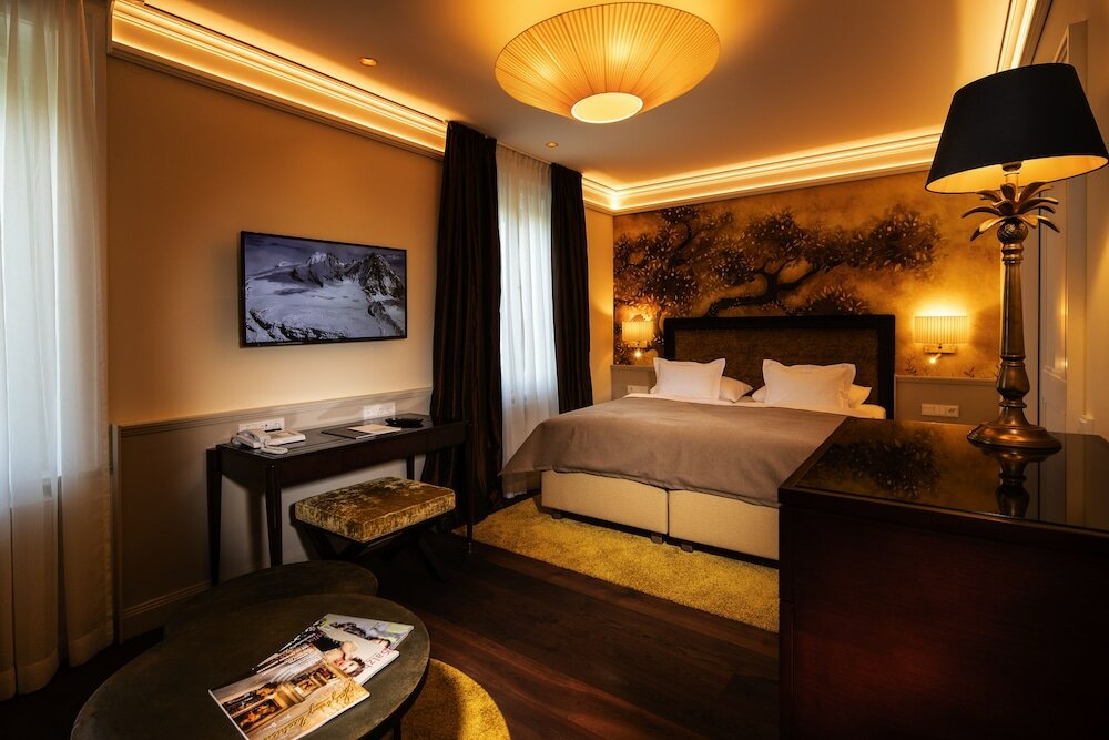 Фото Bristol Hotel Salzburg