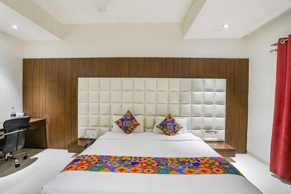 Фото Hotel Mahendra