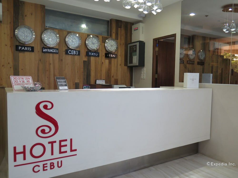 Фото S Hotel and Residences