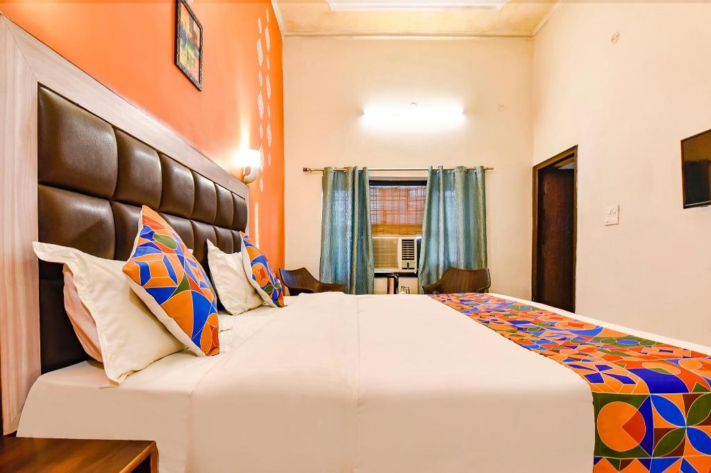 Фото Oyo 4715 Kk Residency