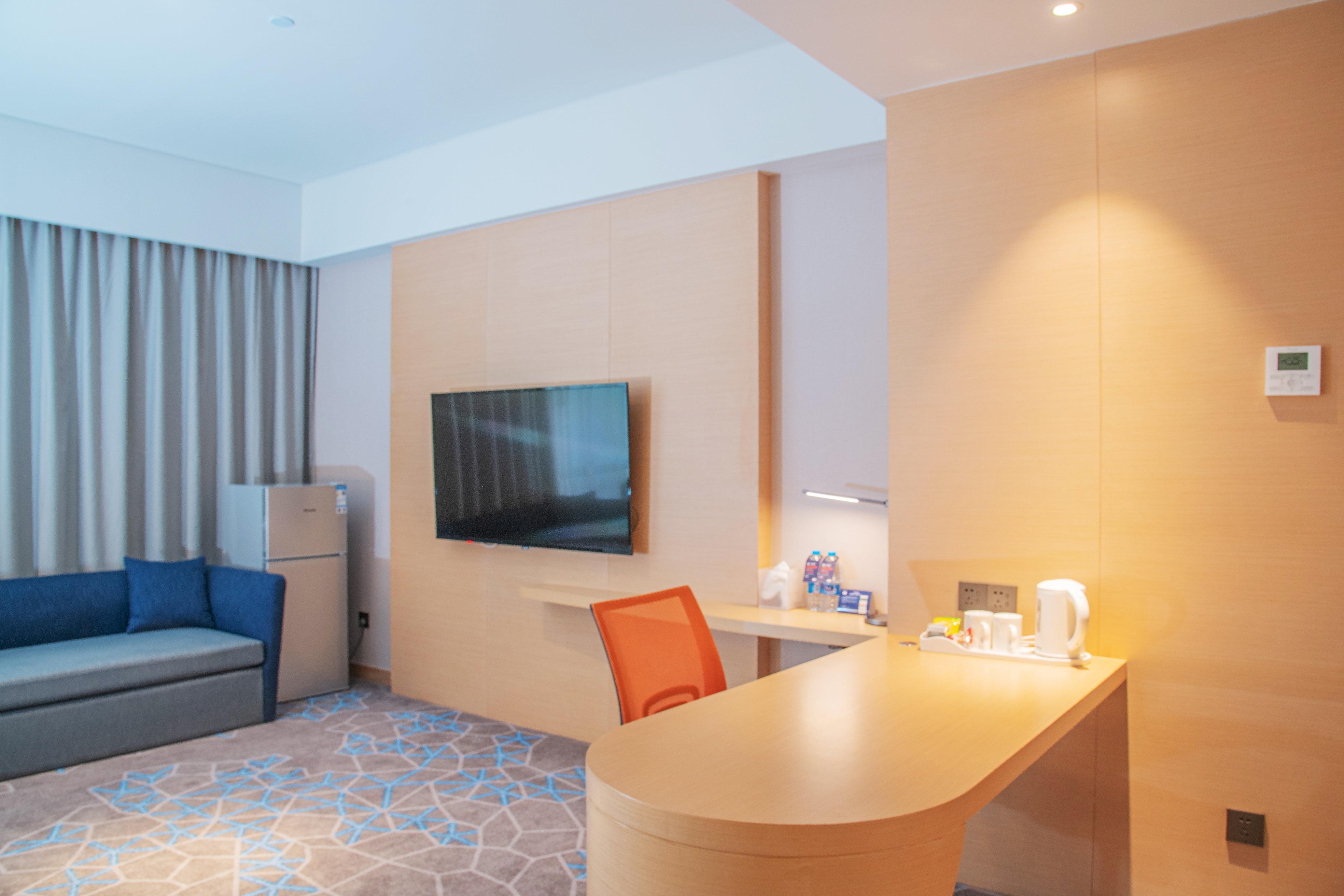 Фото Holiday Inn Express Qidong Downtown, an Ihg Hotel