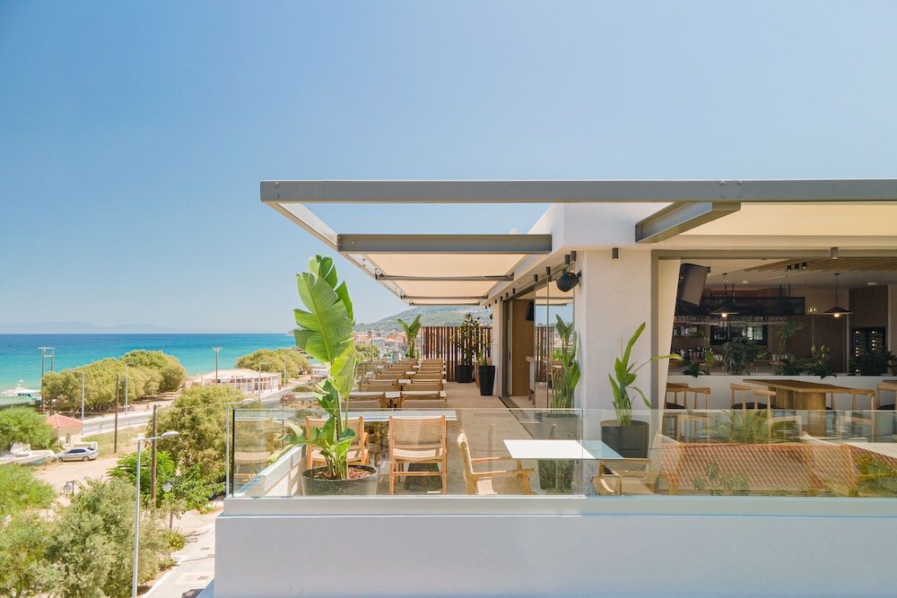 Фото Erato Seaside Hotel