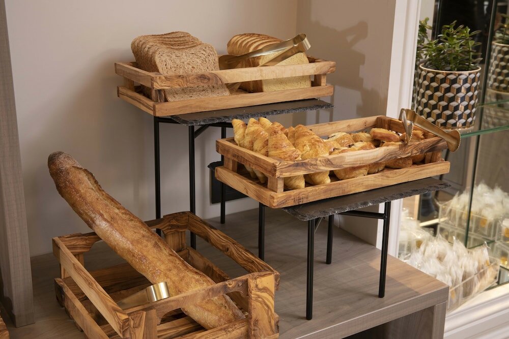 Фото First Hotel Paris Tour Eiffel