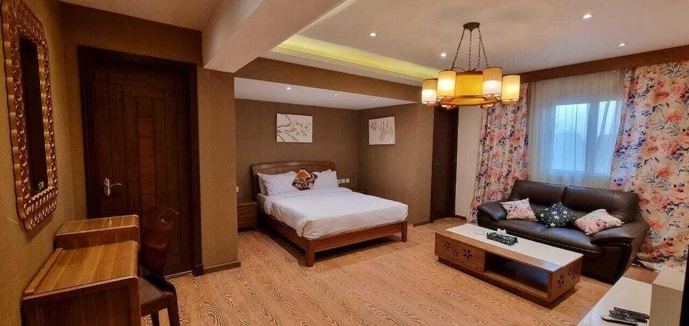 Фото Golden Park Hotel