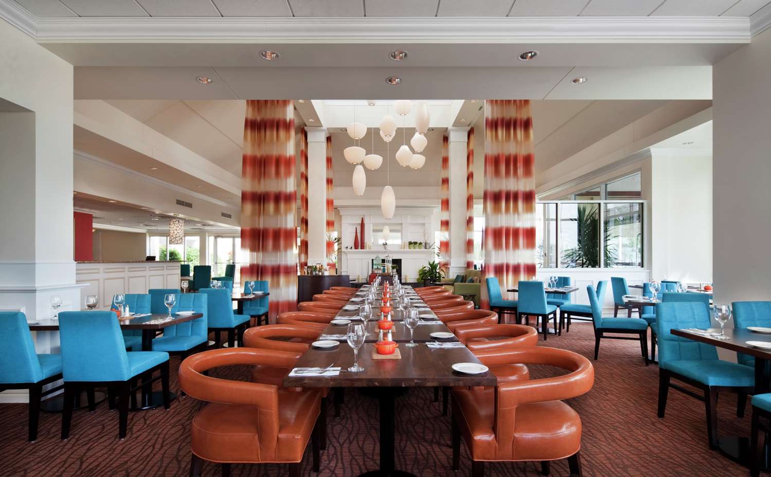 Фото Hilton Garden Inn Montreal Airport